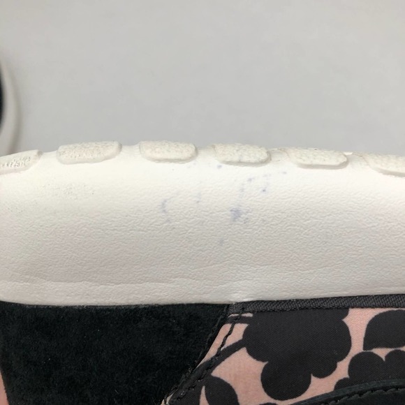 NIKE x Liberty WOMENS ROSHE ONE LIBERTY - Picture 7 of 12